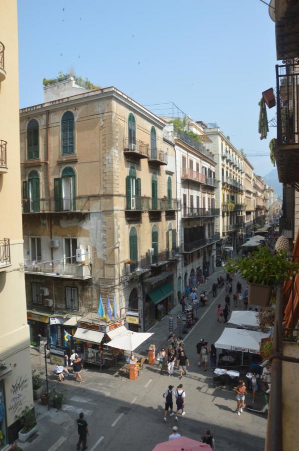 Domus Maqueda Bed and Breakfast Palermo Exteriör bild