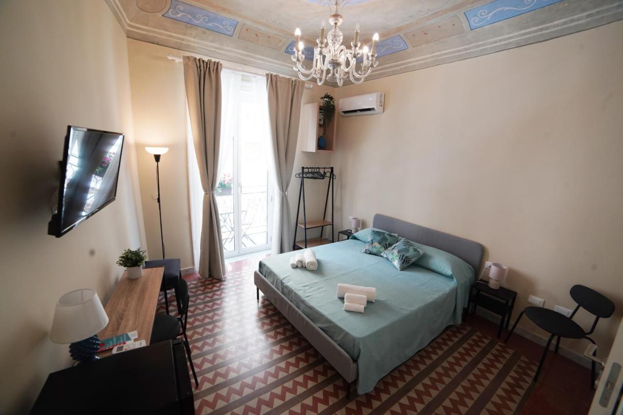Domus Maqueda Bed and Breakfast Palermo Exteriör bild